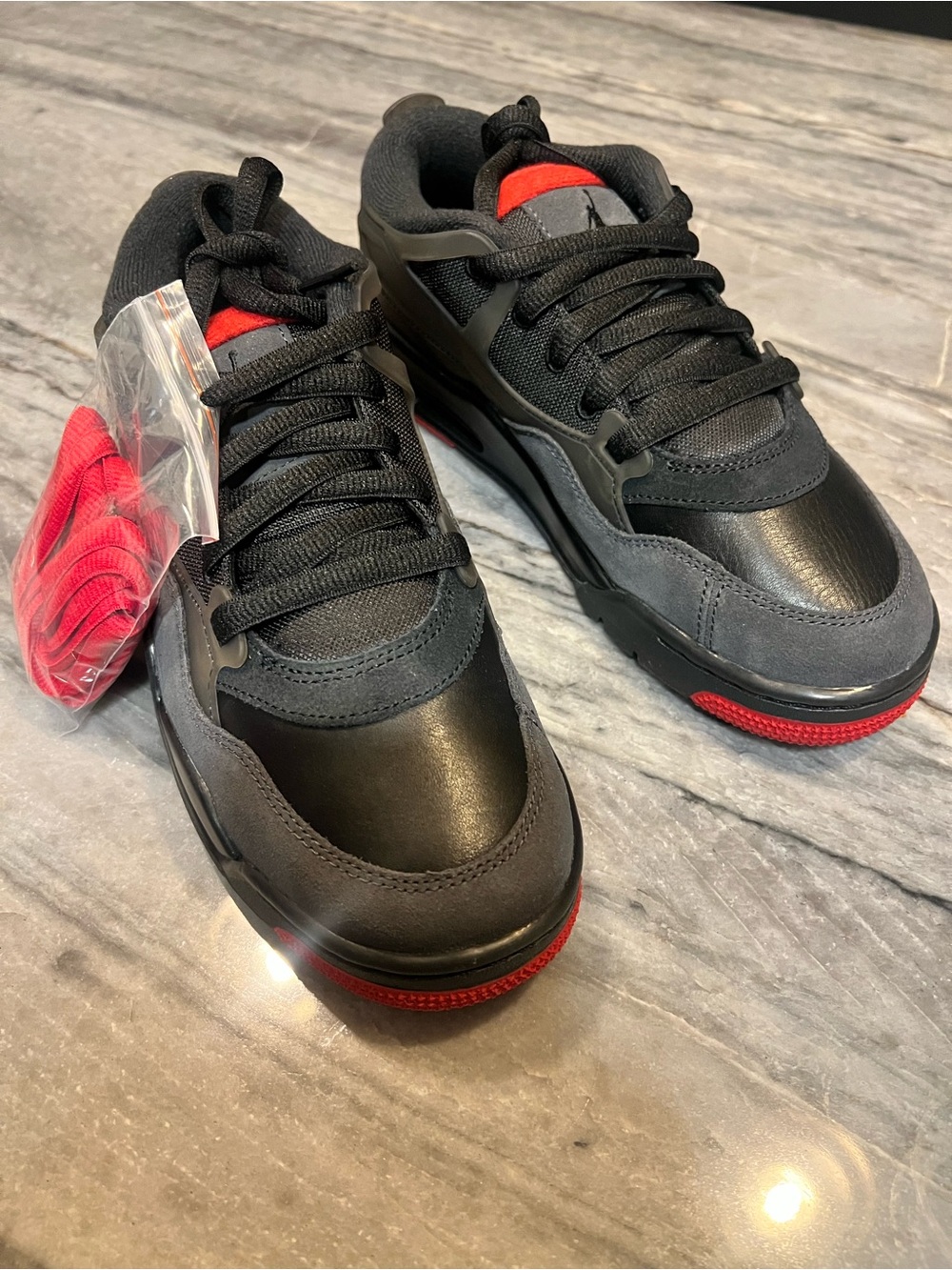 Nike Air Jordan 4 RM Bred Black Varsity Red GS 7Y / Women’s 8.5 FQ7938-060 NIB
